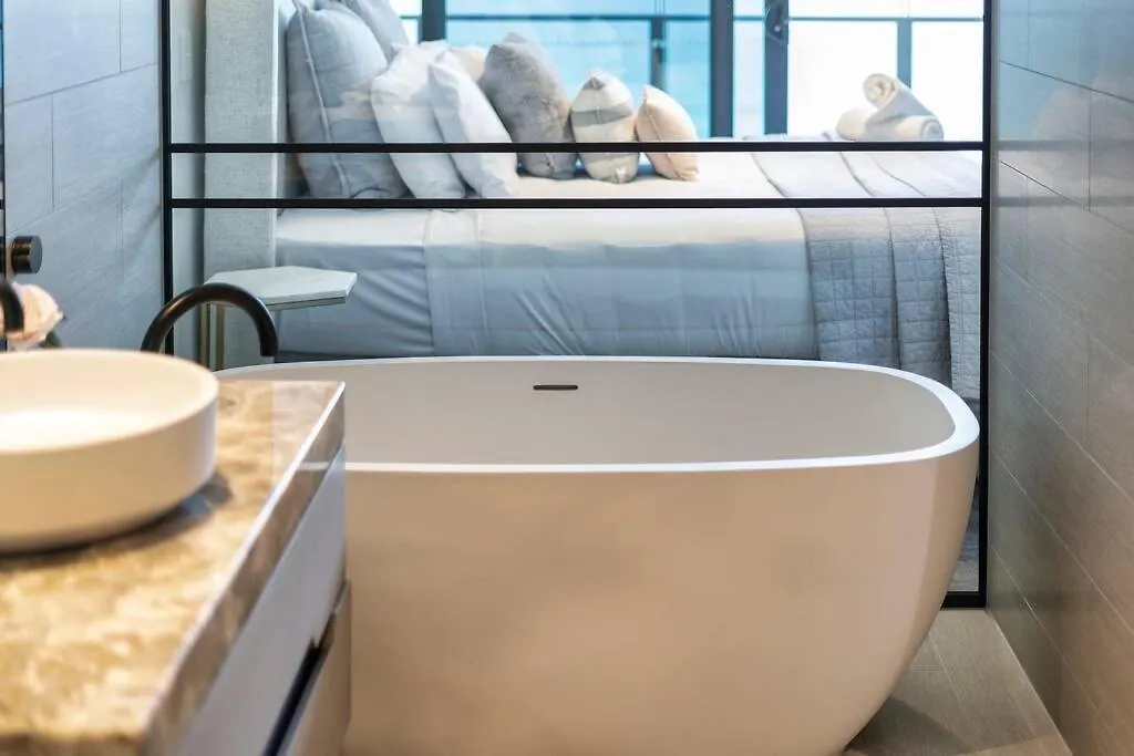 Daire Luxury Jewel Beachfront King Suite Gold Coast