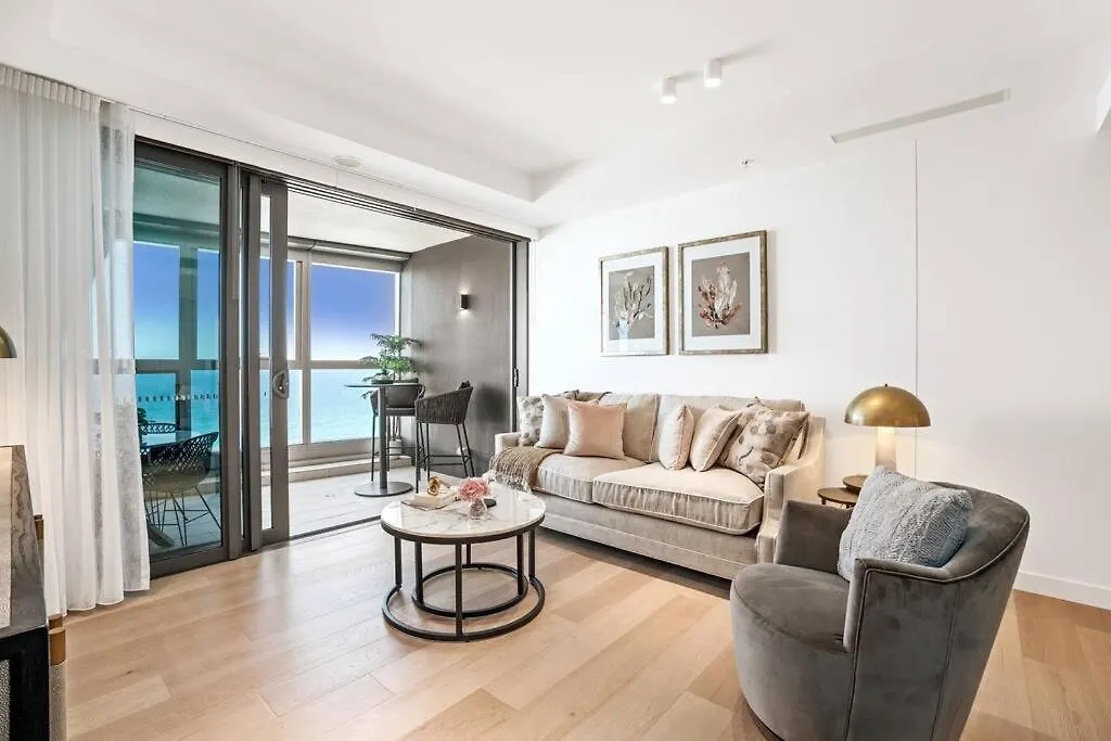 Luxury Jewel Beachfront King Suite Guldkusten Australien