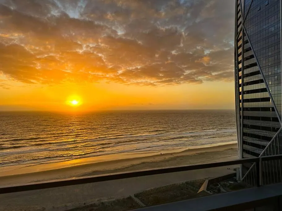 Luxury Jewel Beachfront King Suite Gold Coast Daire